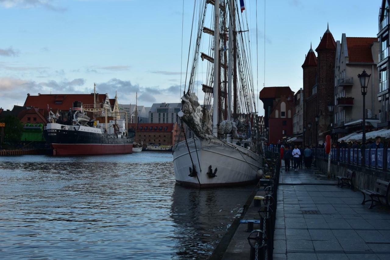 Hostel Przy Targu Rybnym Gdańsk Buitenkant foto